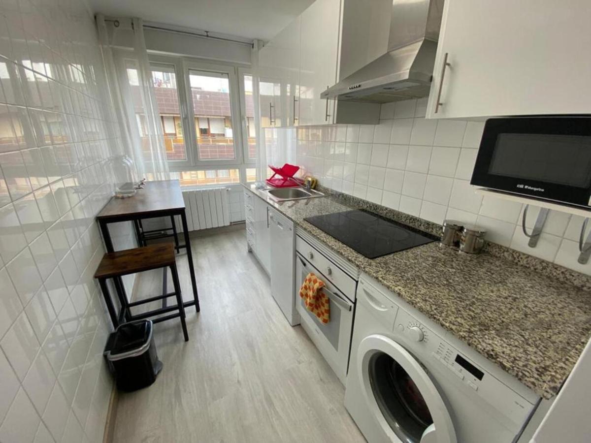 Piso Con Preciosa Galeria Y Garaje Apartman Santender Kültér fotó