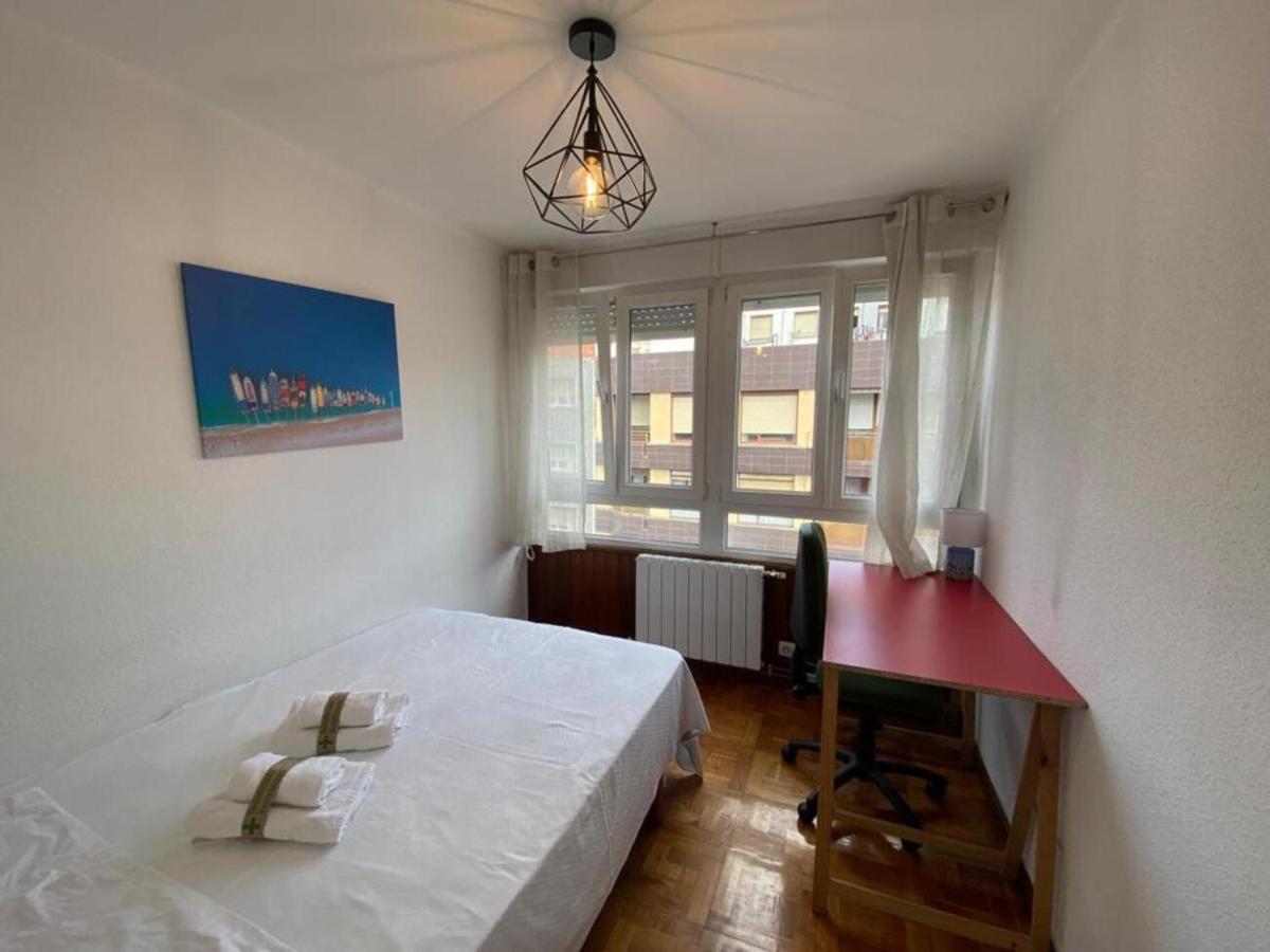 Piso Con Preciosa Galeria Y Garaje Apartman Santender Kültér fotó